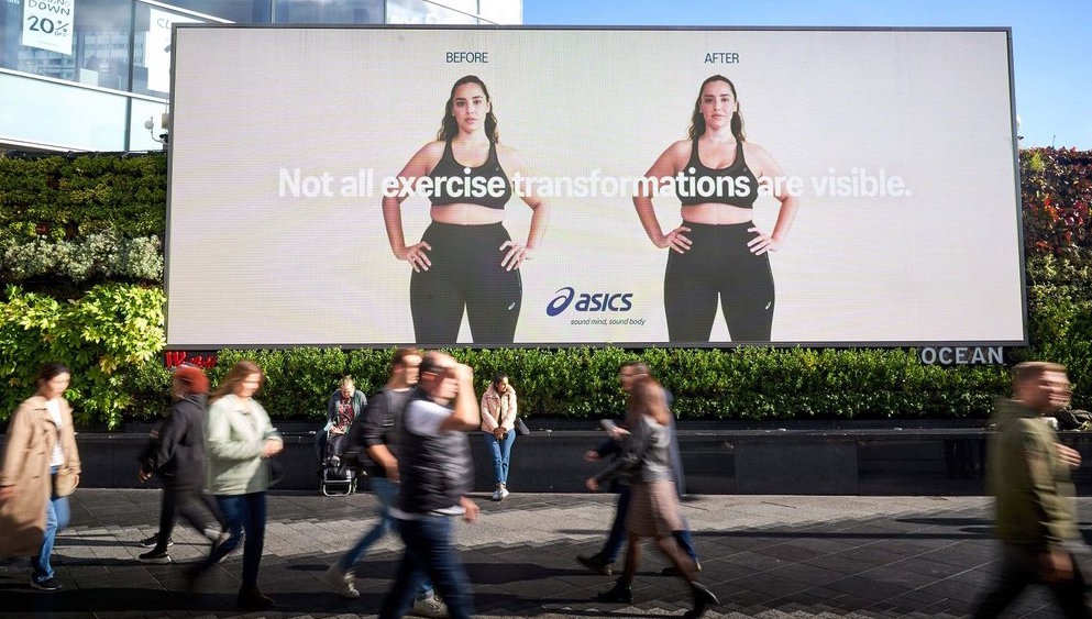Méně práce a žádné koláče: Asics zdůrazňuje emocionální přínos tréninku